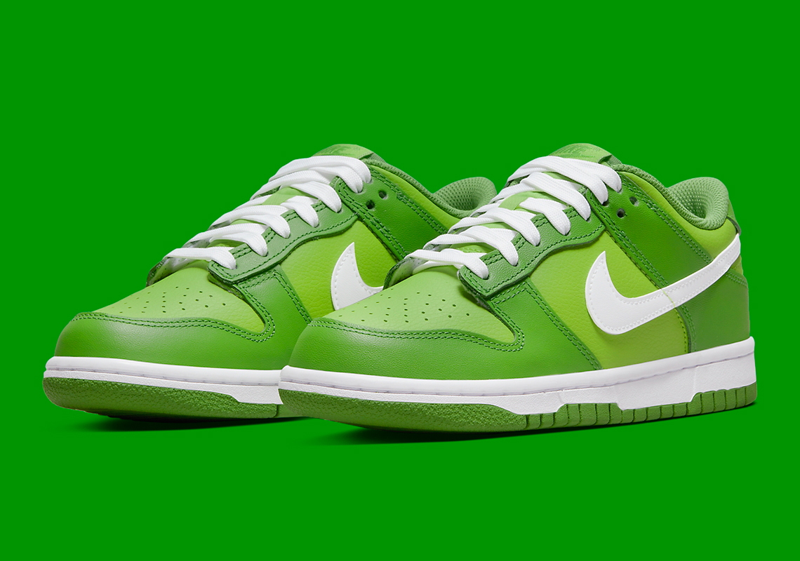 lime green dunks