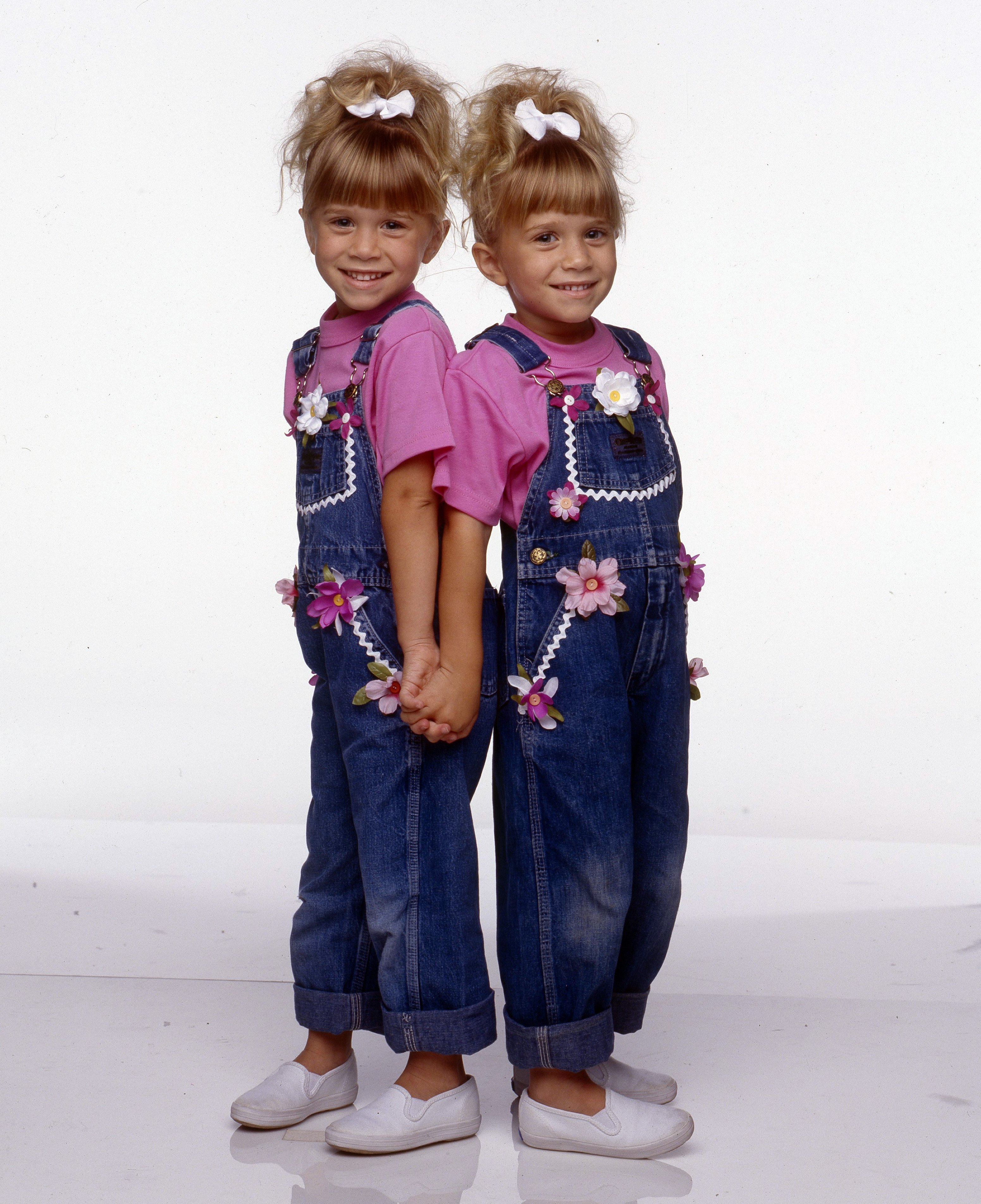 Mary Kate and Ashley 90s Outfits: Steal Their Style With These Affordable Closet Staples