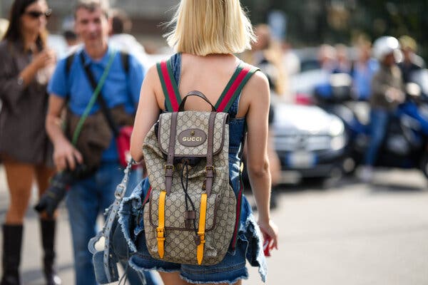Why a gucci bag pack is a good choice (stylish and practical)