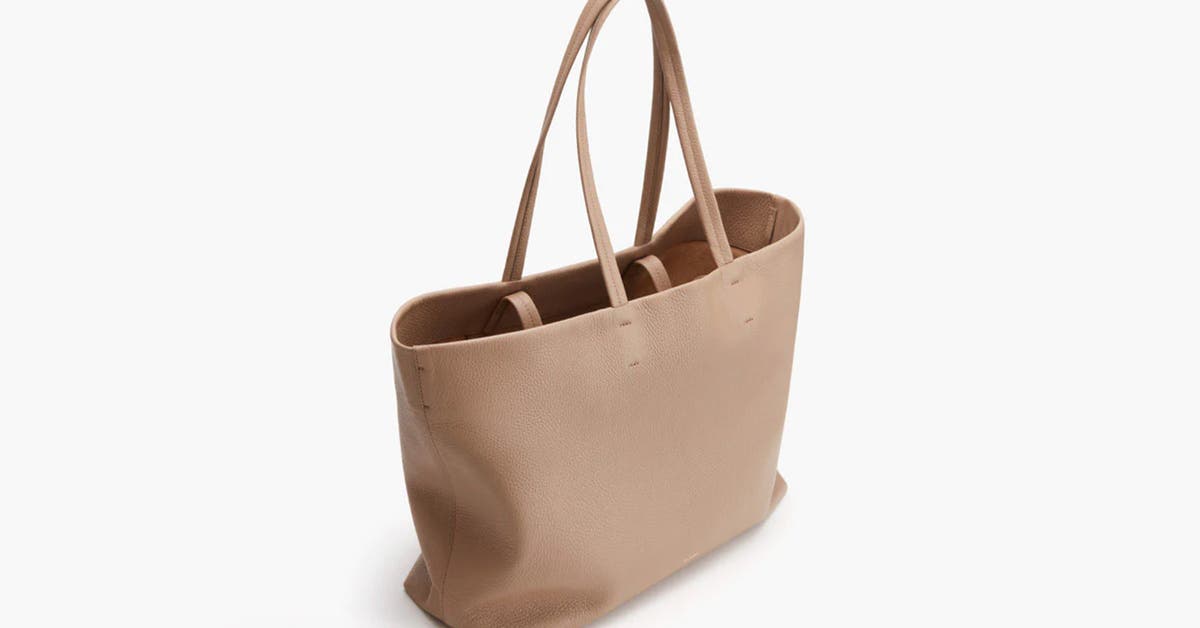 Stylish and Functional On The Go Tote Bags You Need