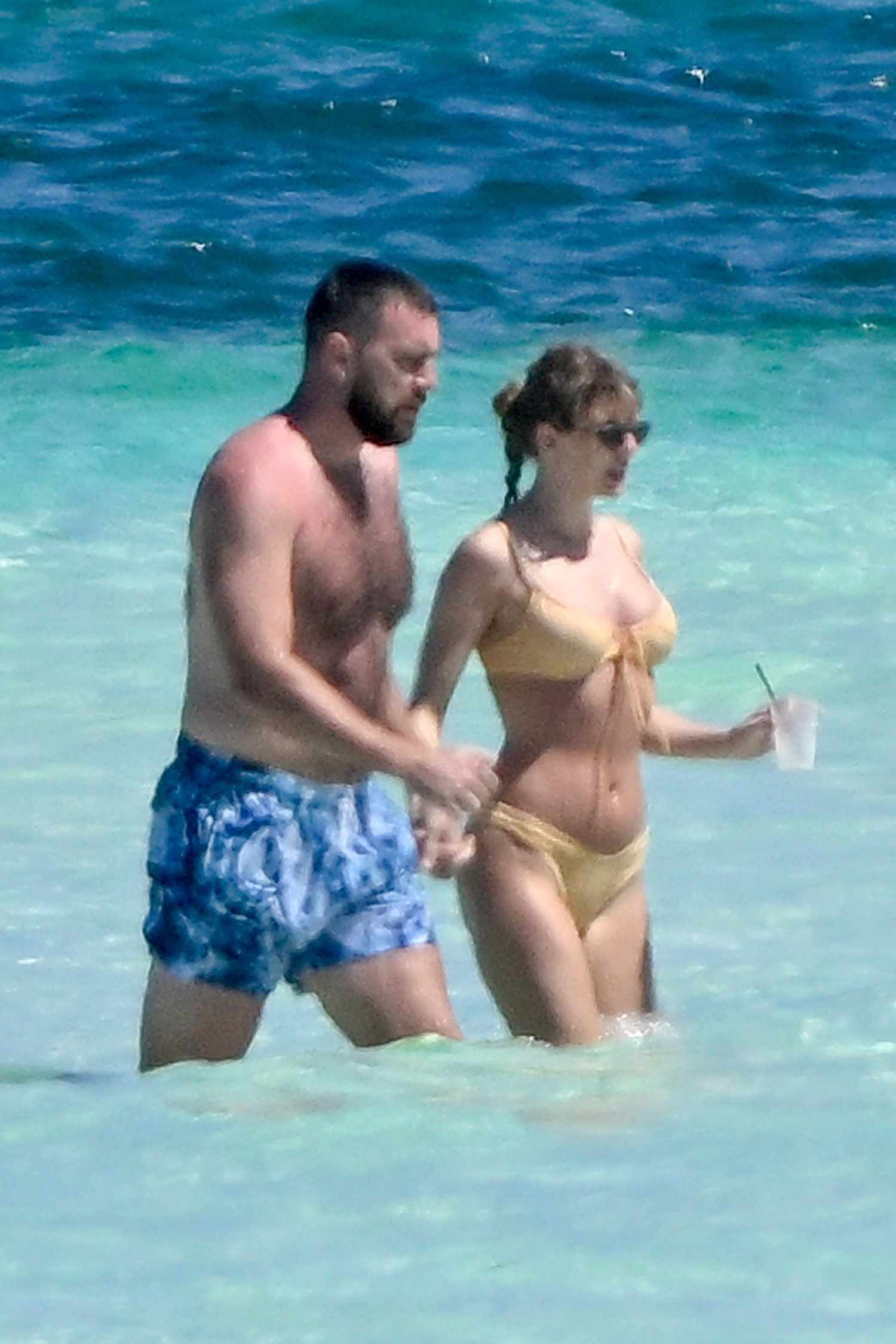 Taylor Swift Bathing Suit Photos: See Her Latest Beach Looks!