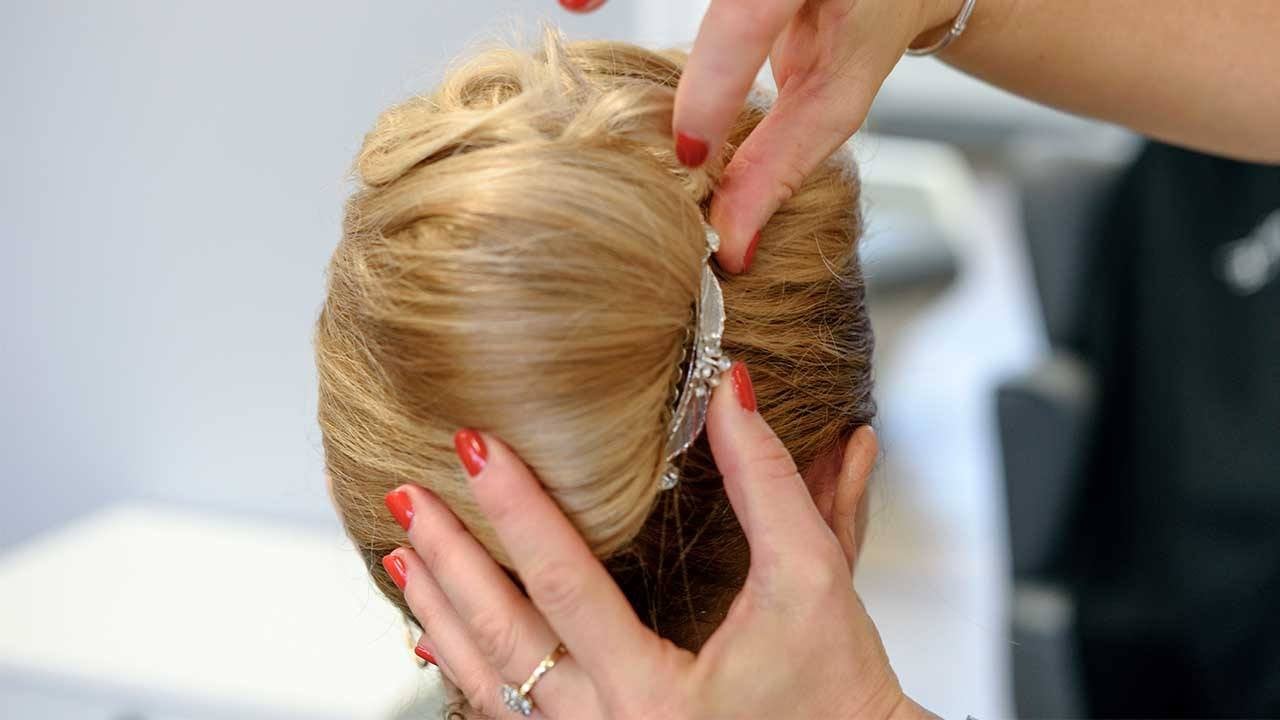 Banana Clip Hairstyle: The Ultimate Guide to Trendy Updos
