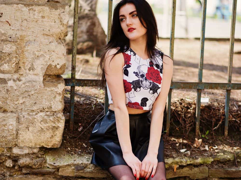 Shoddy Lynn Clothes: What to Expect and Avoid