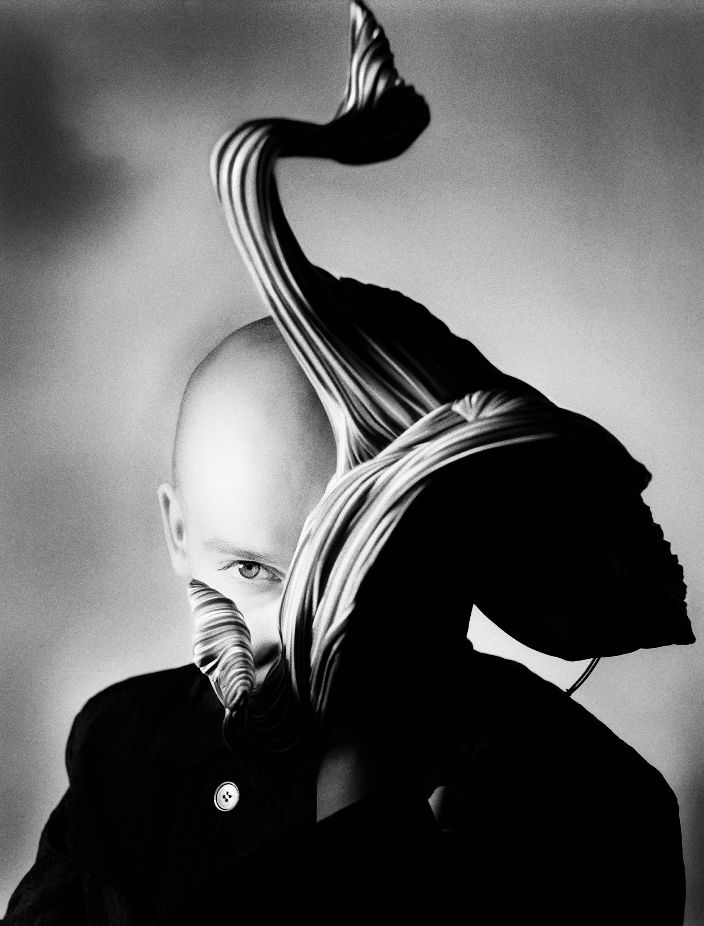 Nick Knight Photo Documentary: Behind the Scenes With a Photography Icon (Experience the Creative Process of a True Legend)
