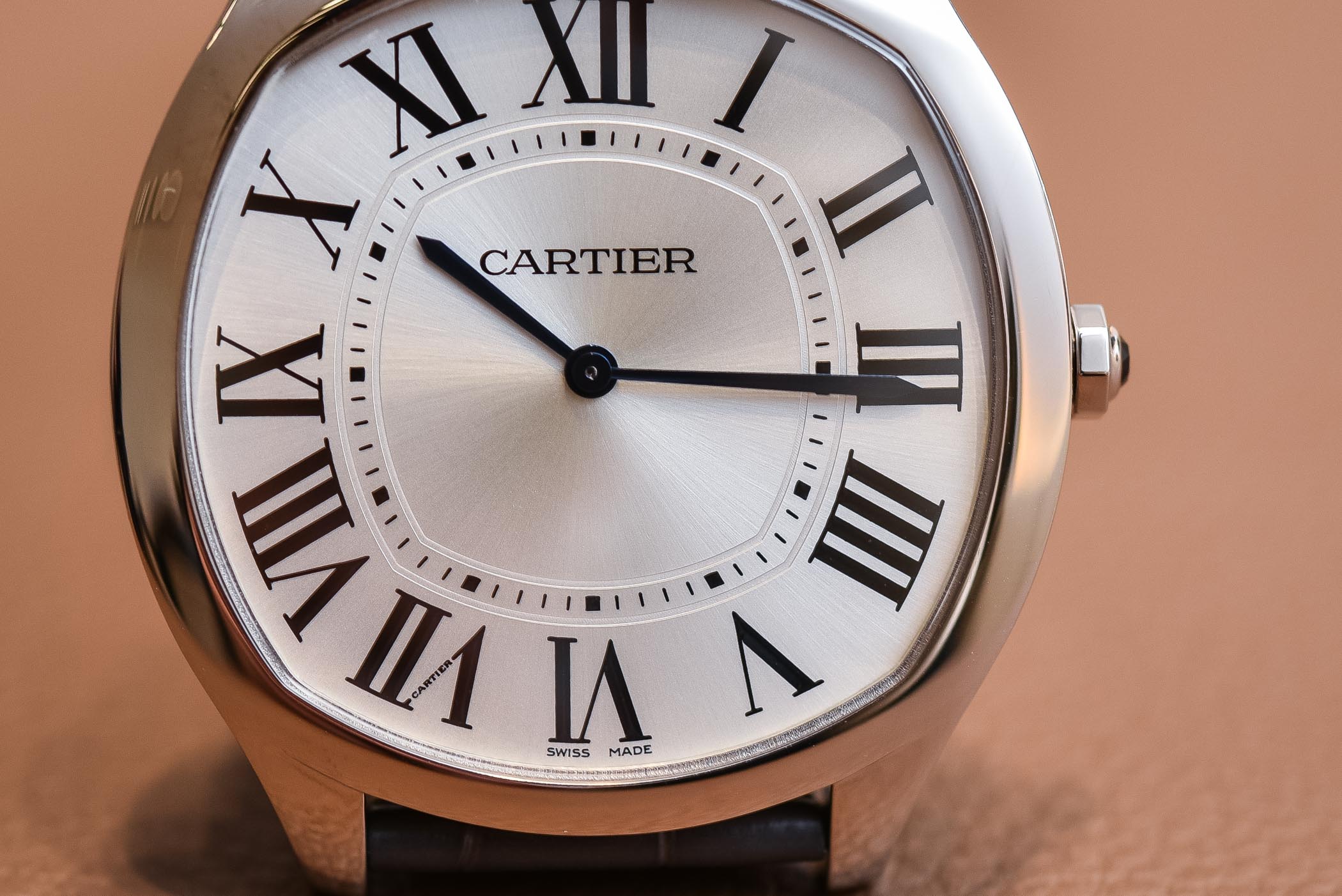 Roman Numeral Clock IIII: Learn the Easy History Behind This Unique Choice!
