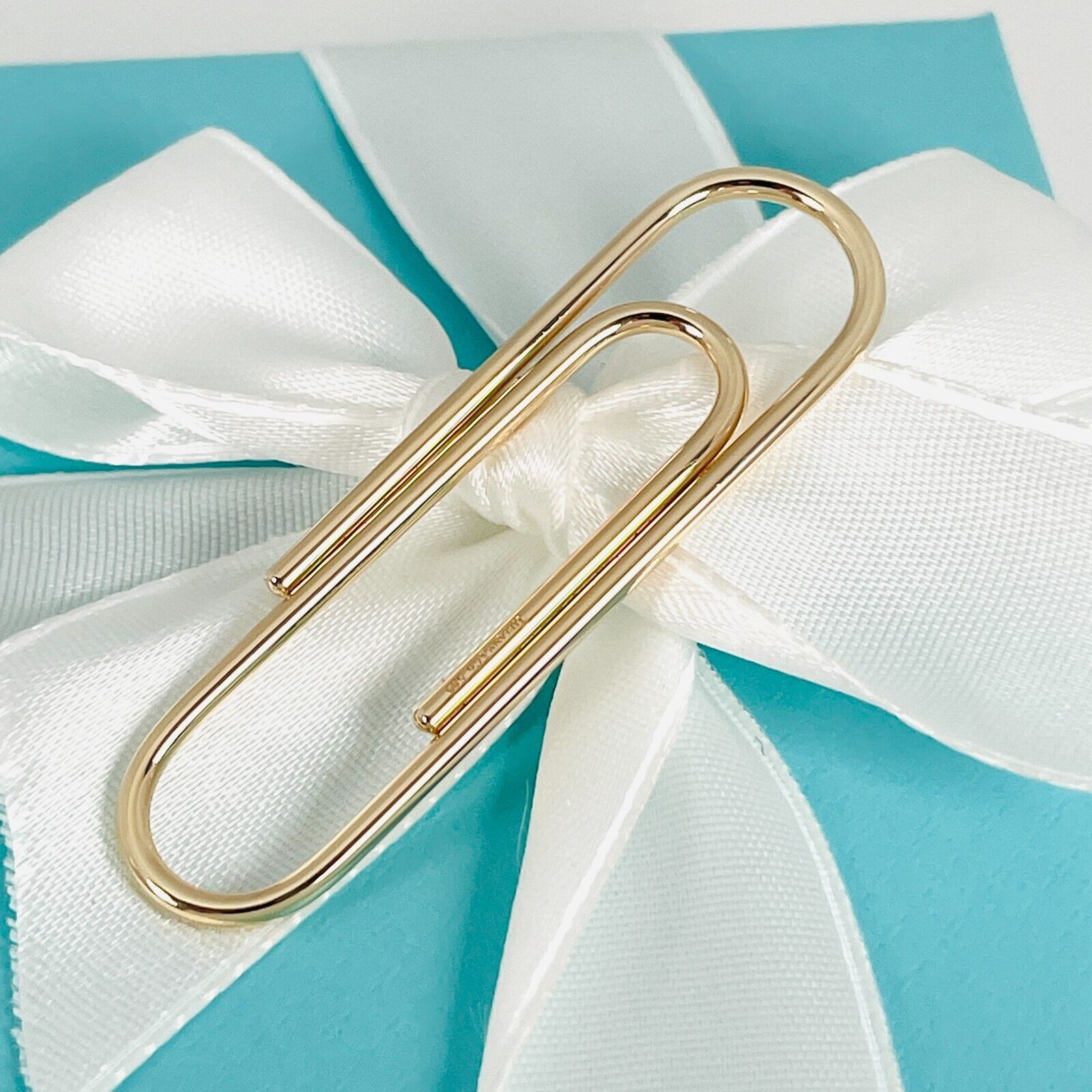 Tiffany & Co Paper Clip: A Stylish and Luxurious Office Supply