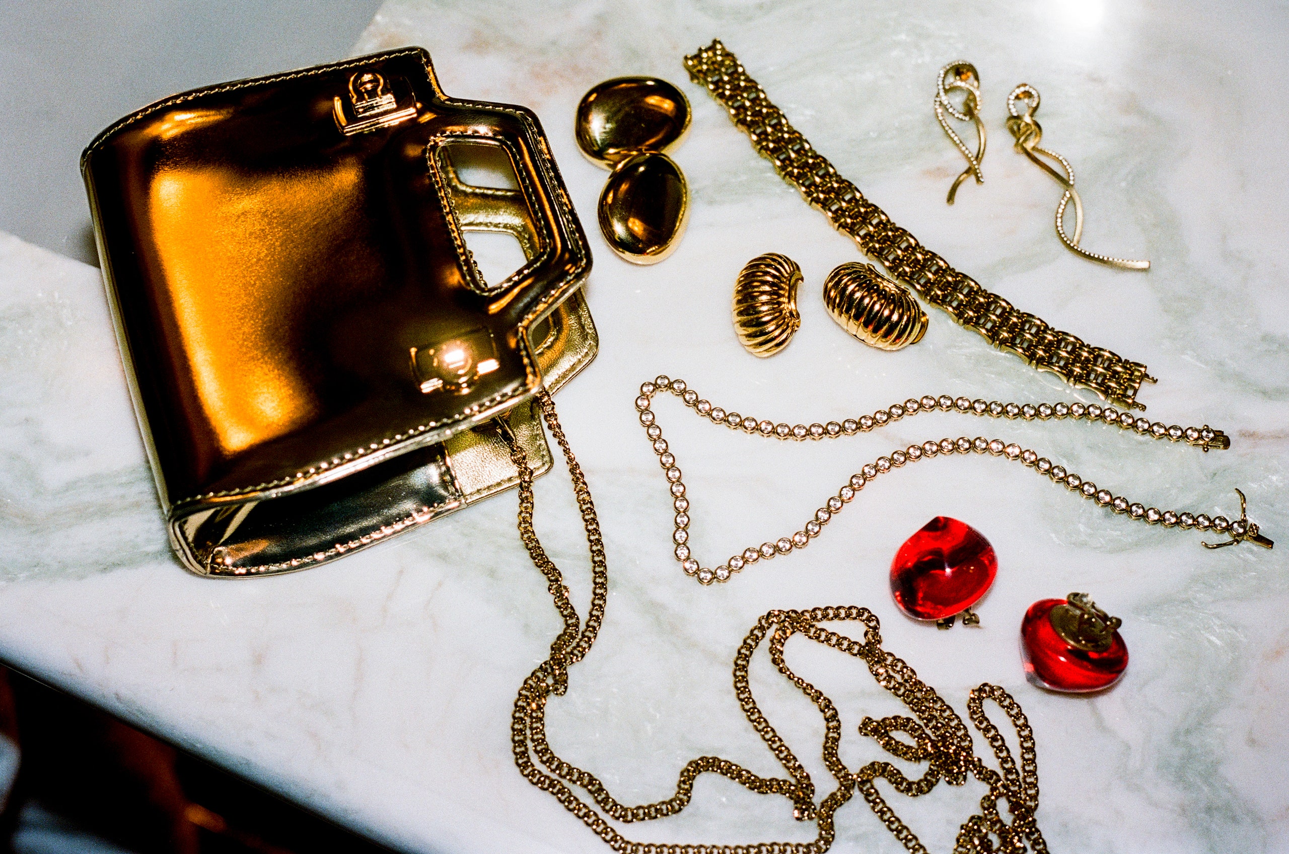 Looking for Sparkle? Phils Jewelers Has You Covered (Check Out Our Deals)