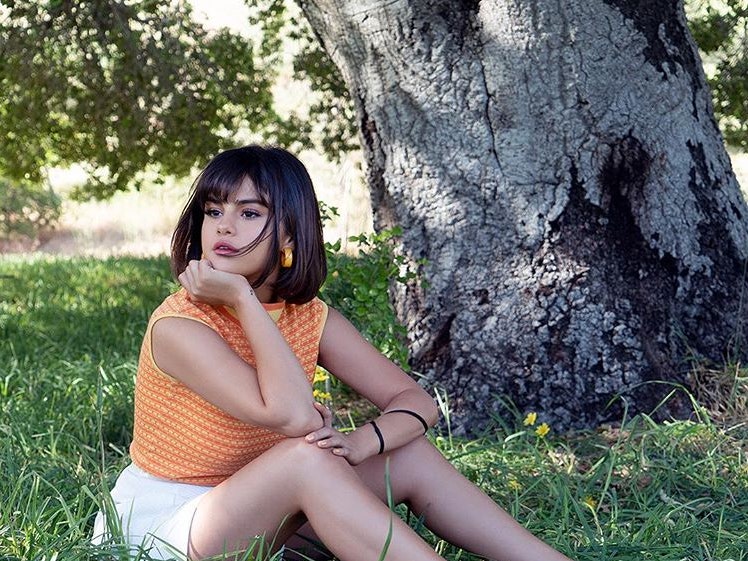 Want Short Selena Gomez Hair? Here Is A Guide to Her Best Looks and Styling Tips!