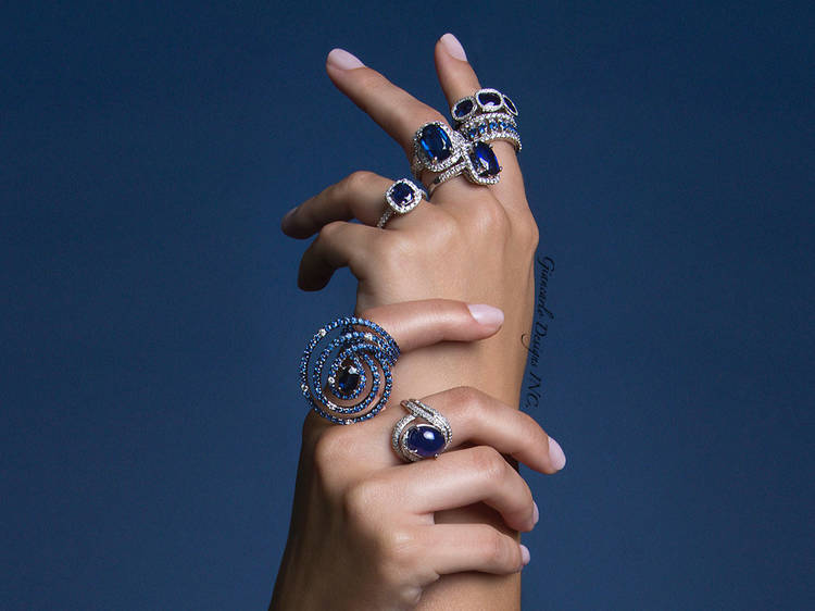 Miami Jewelry Show: Is it Worth it? (See the Sparkle, Find the Best Prices)