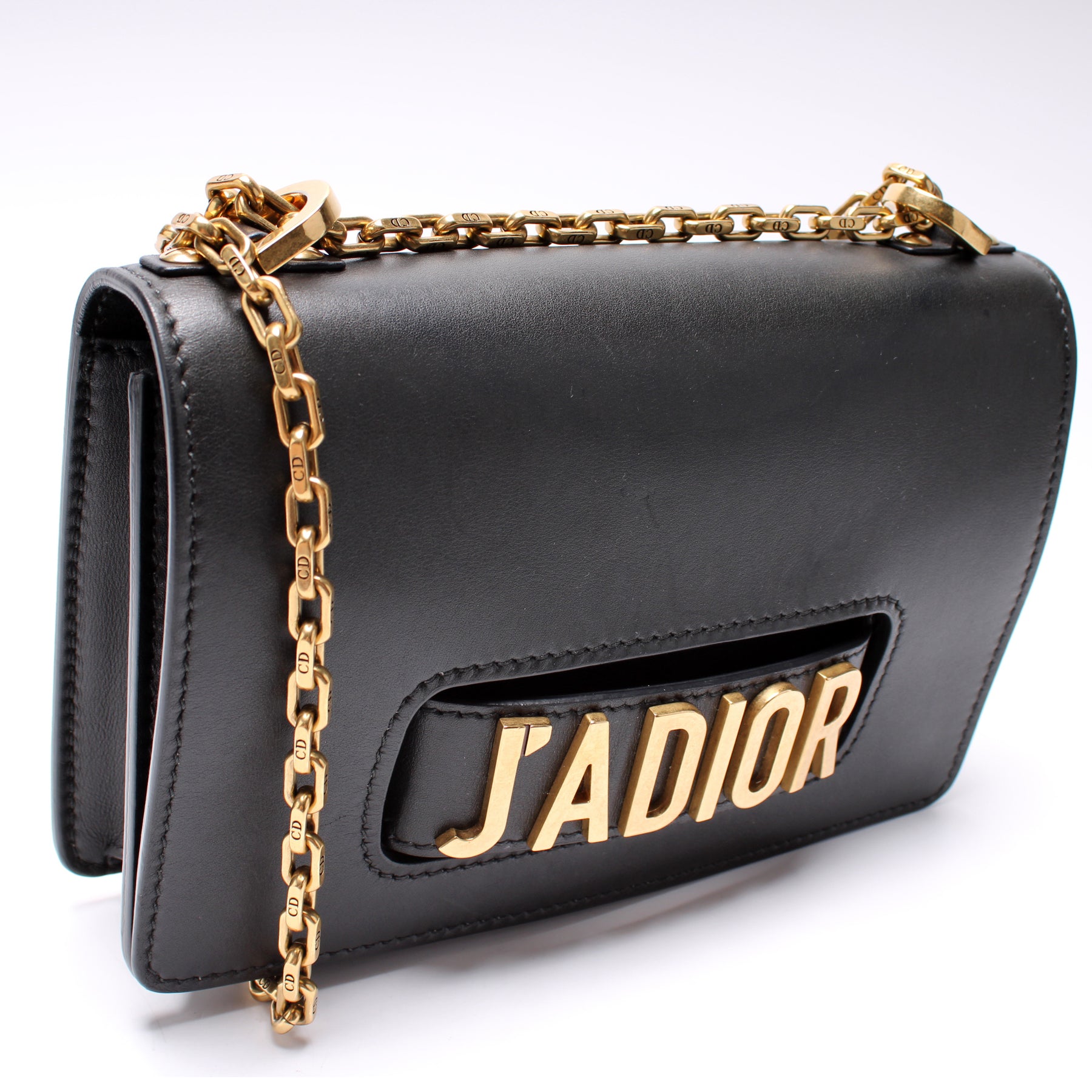 Jadior Bag Price: Is It Worth It (A Look at What You Get)