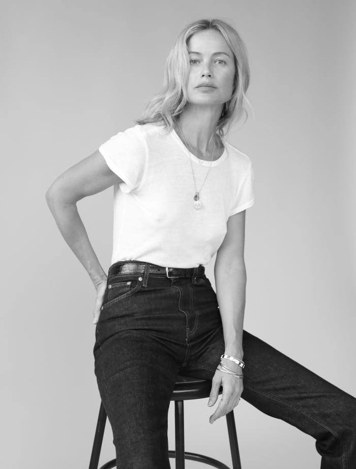 Carolyn Murphy Young: From Young Model to Icon - Her Inspiring Story in Pictures!