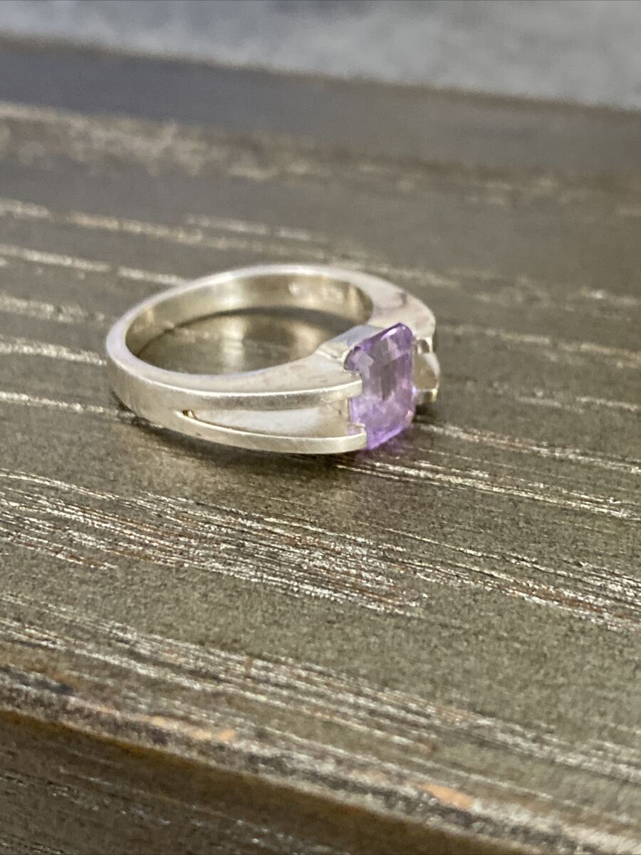Sterling Amethyst Band Ring CNA Thailand: Find the Perfect One for You