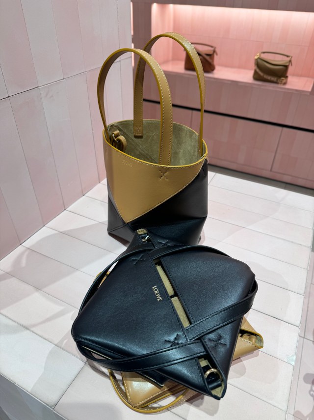 Loewe Tote Bag Review: Is It Worth the Hype? (Heres the honest truth)