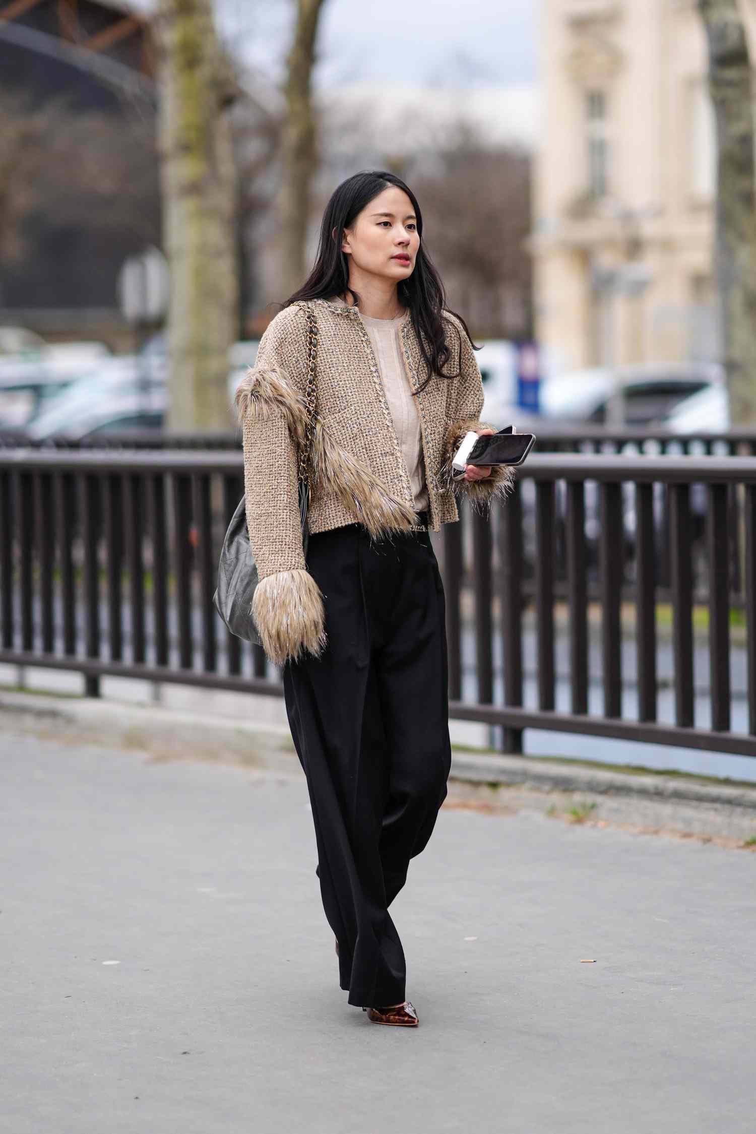 Are tweed jackets in style 2024? (Find out how to wear them like a fashionista)