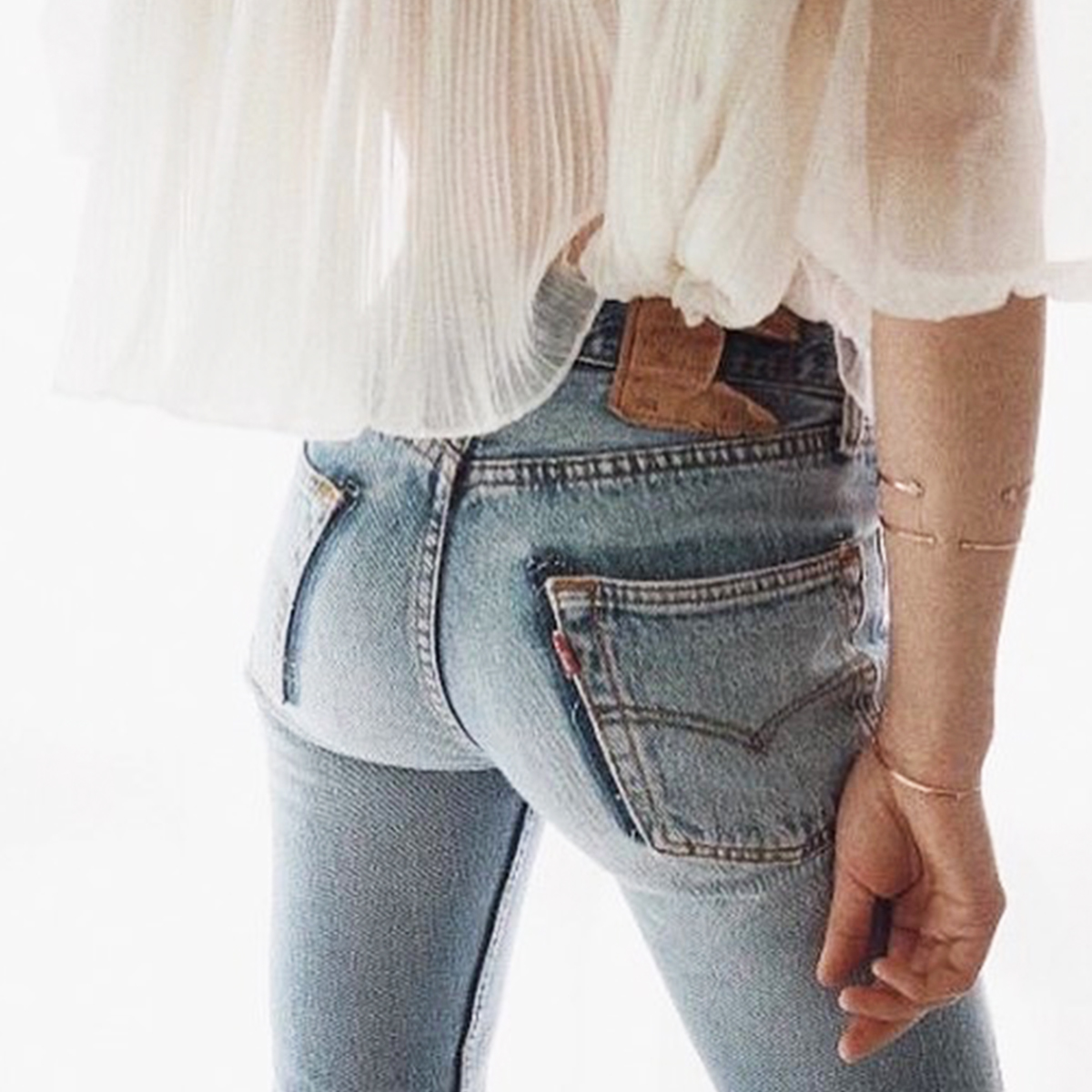 Comfy Underwear with Jeans? Yes, Its Possible, Get the Lowdown on the Best Options