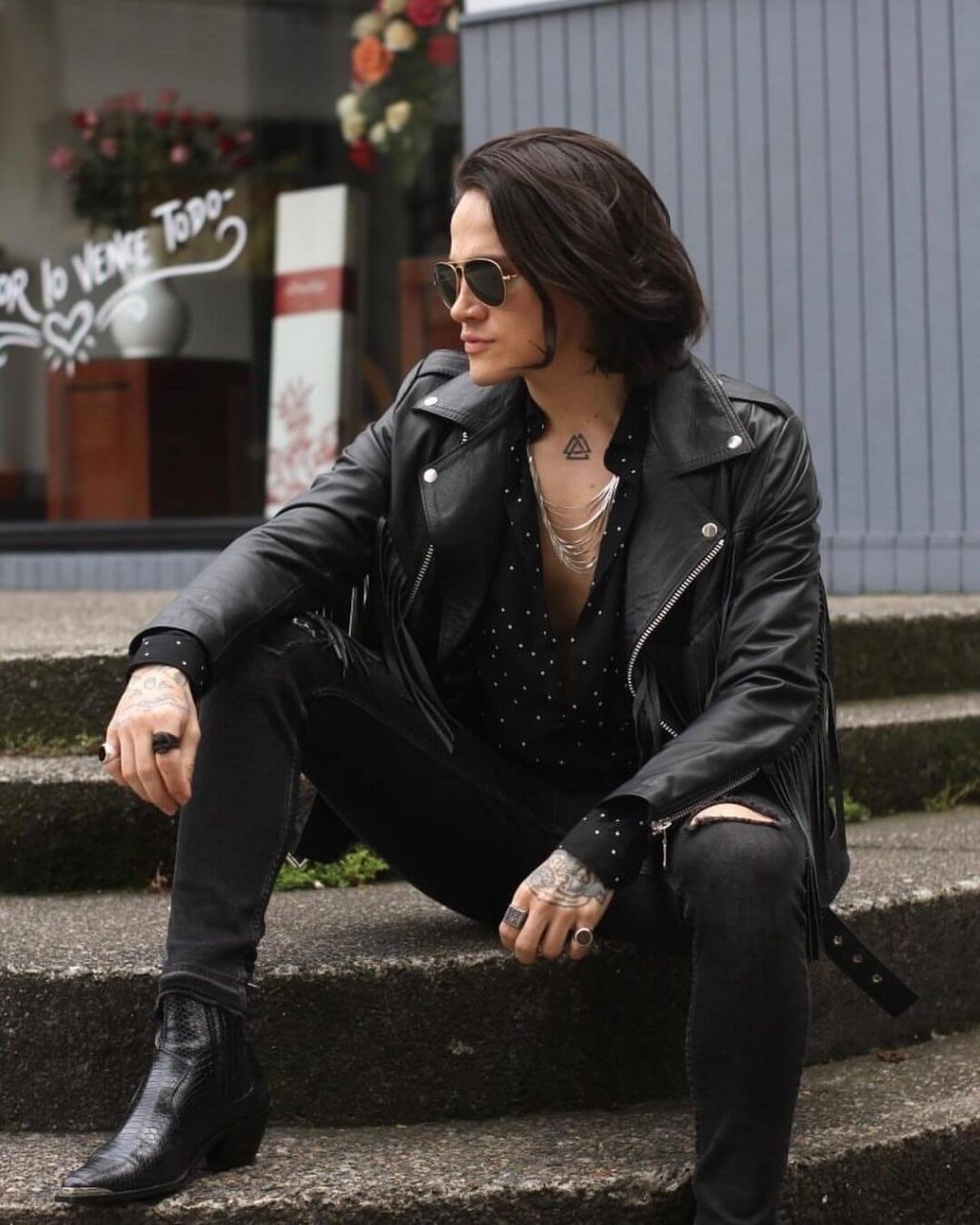 Rock & Roll Attire: What to Wear to Get the Classic Rocker Look Easily