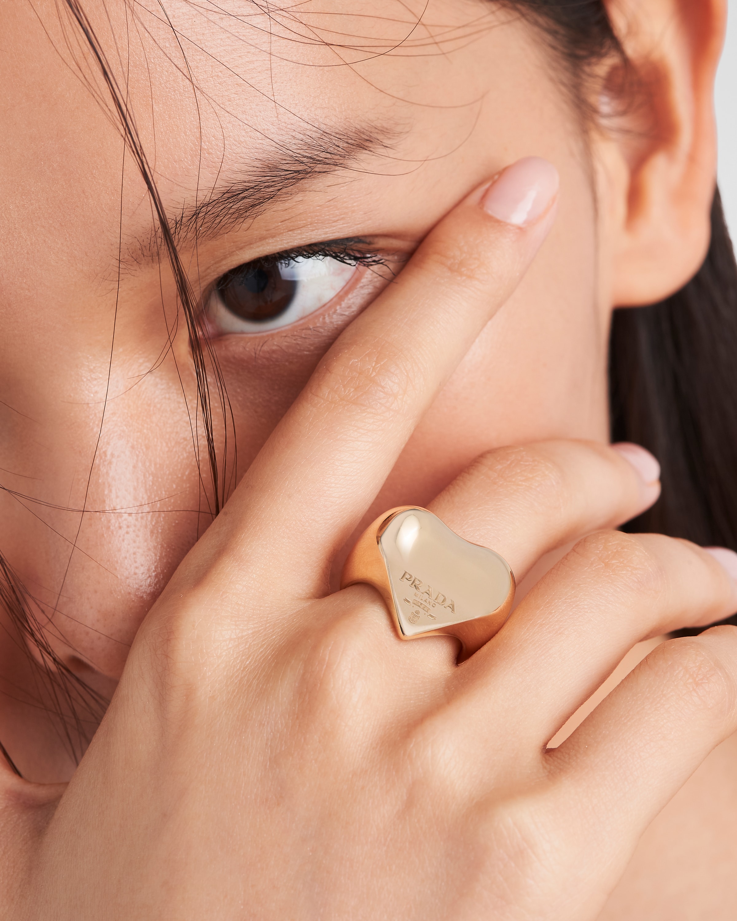 Gold prada ring style guide: Find a perfect design to match your personal taste!