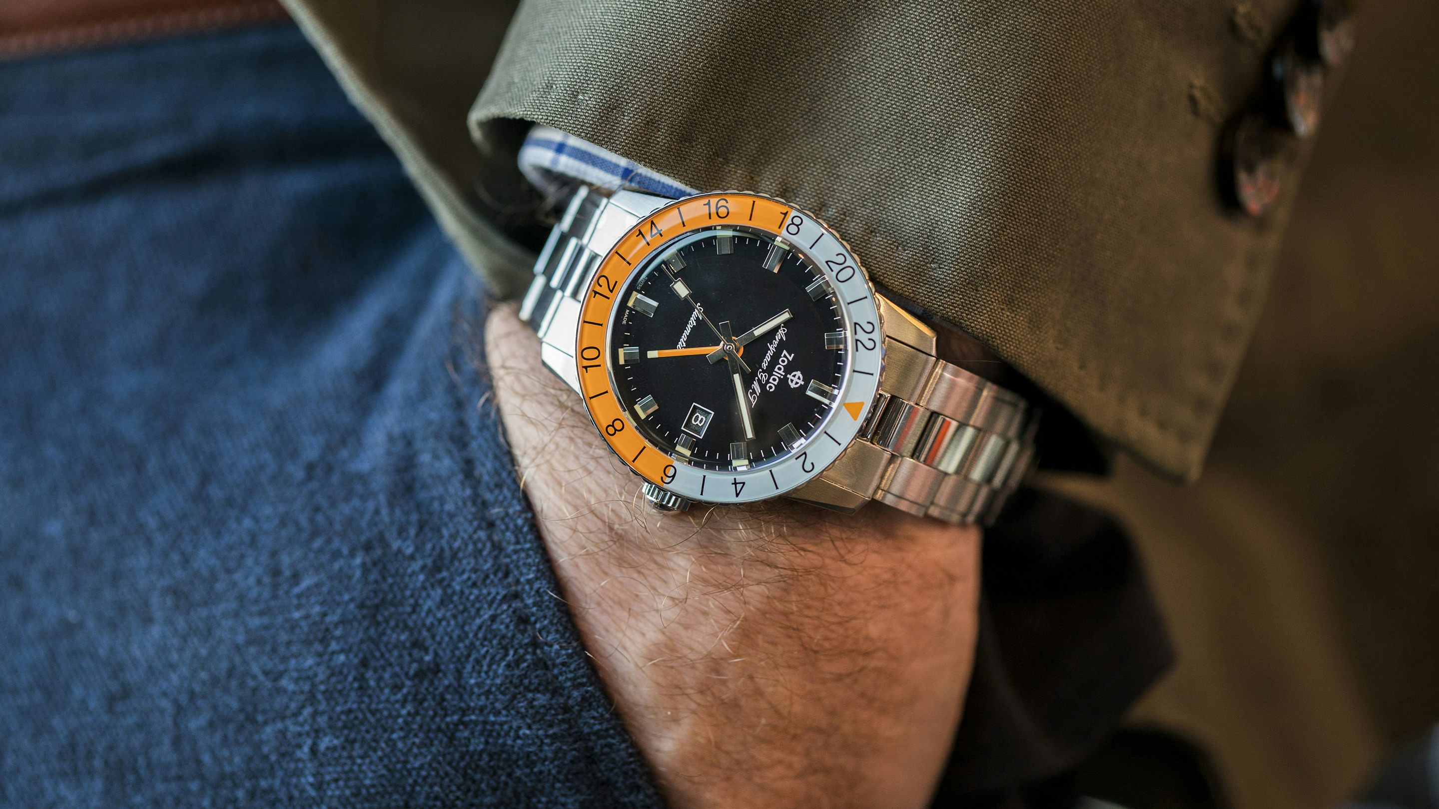 How to Use a Zodiac GMT? A Simple Guide for First-Time Owners.
