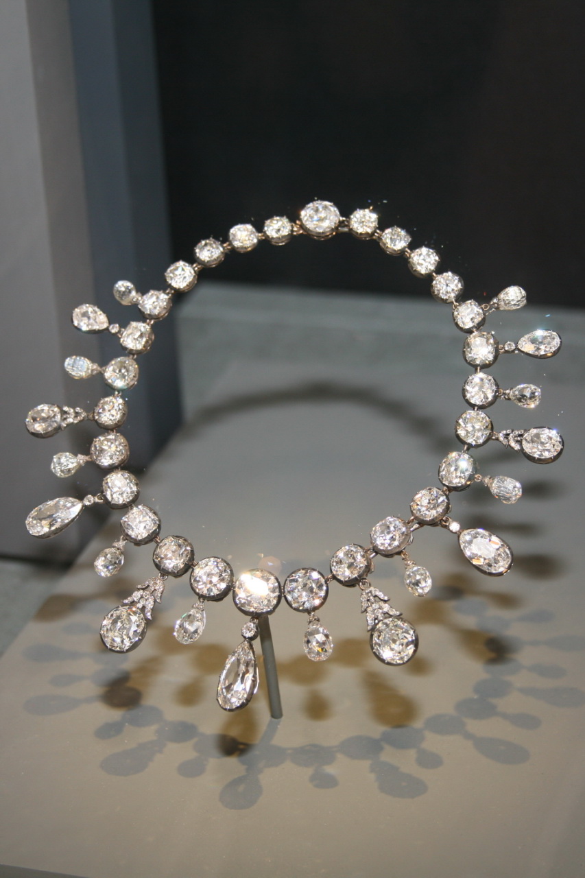 napoleon diamond necklace: Why it is so famous, a look at the history and the stories.