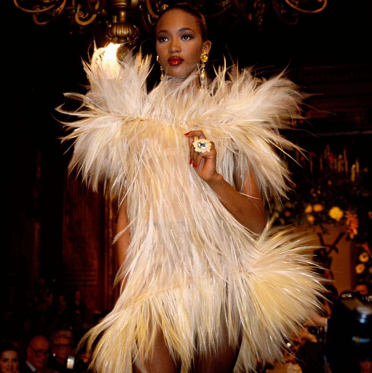 Best 80s runway models looks: How to get their style, see the most fashionable looks now!