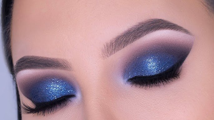 Blue Silver Eyeshadow for a Night Out (Sparkle and Shine)