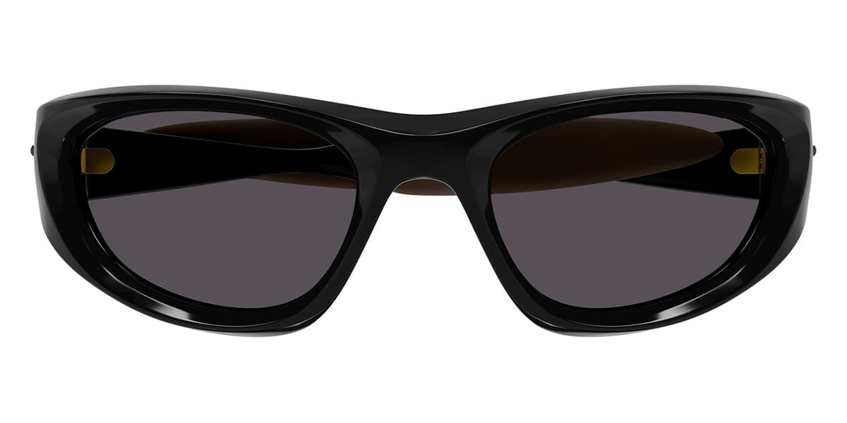 what sunglasses does charli xcx wear? Check out her stylish eyewear collection.