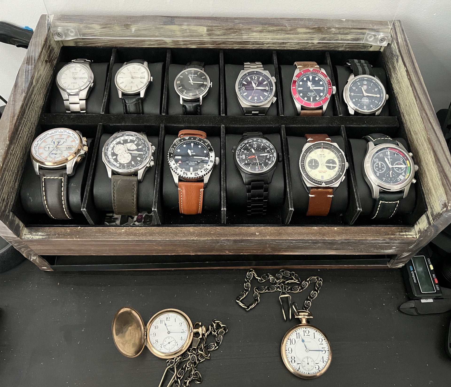 Wrist watch rack options: Which style is the best for you? Find it here!