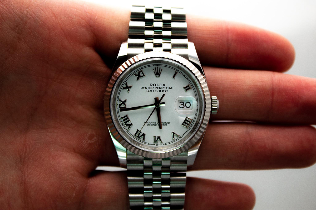 Whats the Datejust 36 Thickness? Find Out How This Rolex Watch Measures Up on Your Wrist.