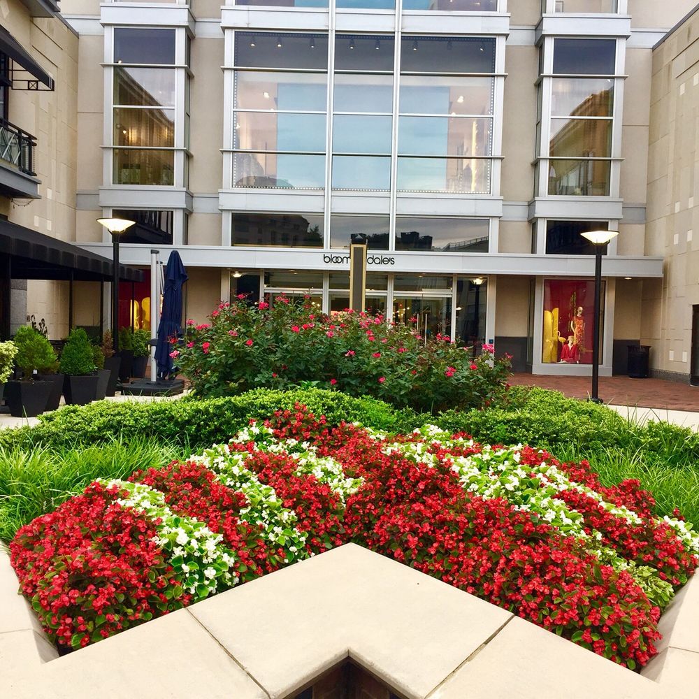Bloomingdales Chevy Chase: Top Sales and Events to Know.