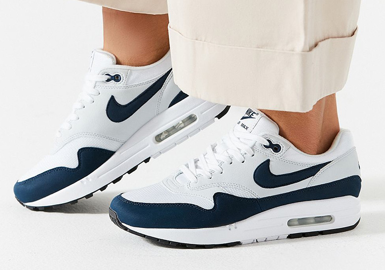 nike air max one navy