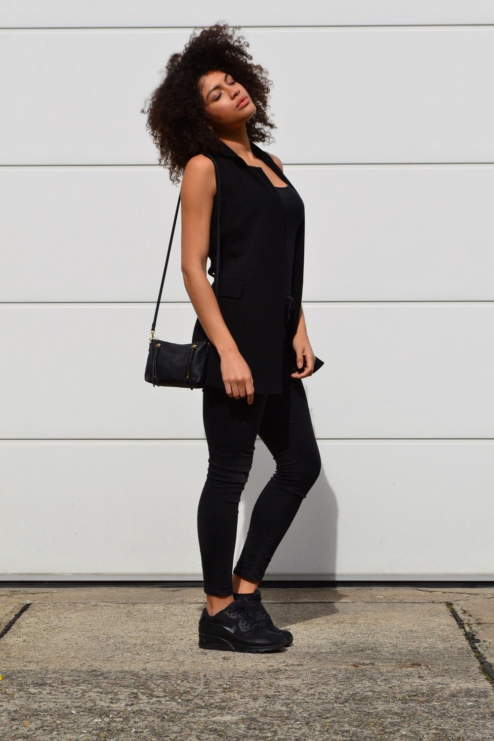Air Max 1 All Black Outfit Ideas: How to Rock These Sneakers