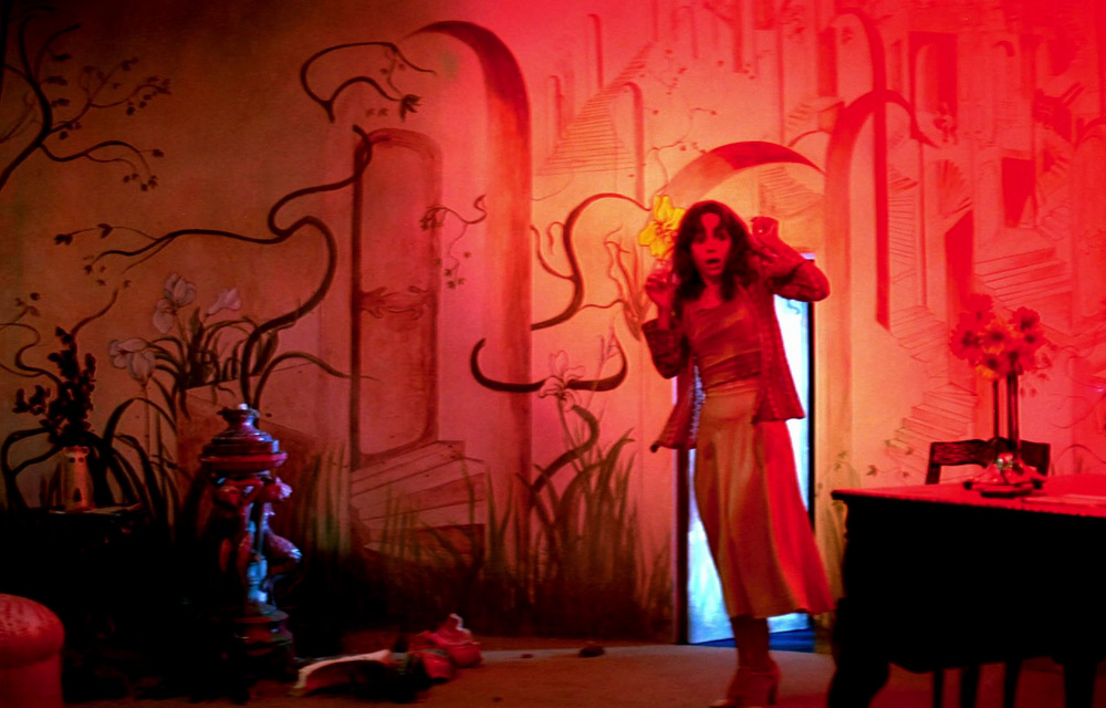 Suspiria Cinematography: Why Is It So Stunning? Learn The Secrets Behind This Movies Visuals!