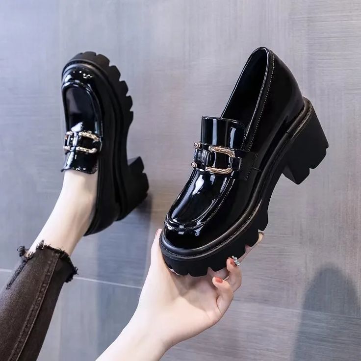 Can Patent Leather Be Stretched? Simple Tips to Stretch Your Shoes
