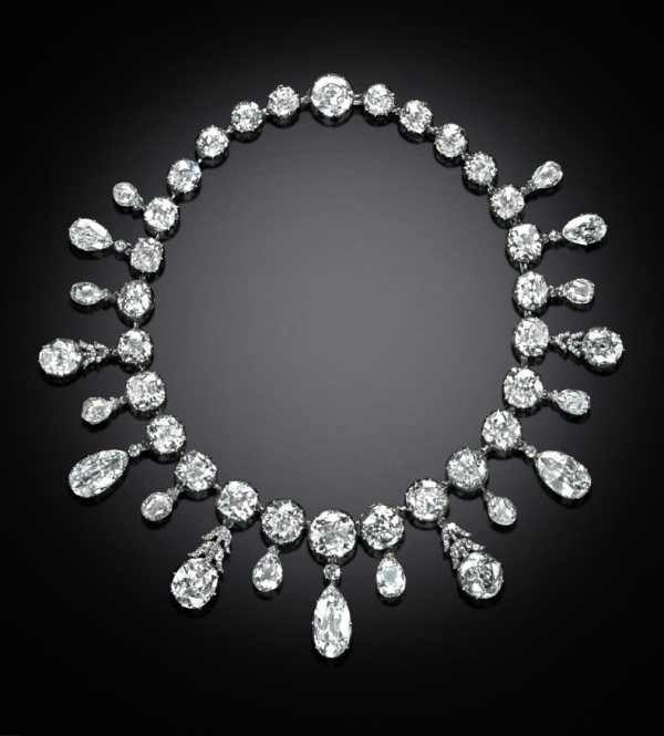 napoleon diamond necklace: Why it is so famous, a look at the history and the stories.